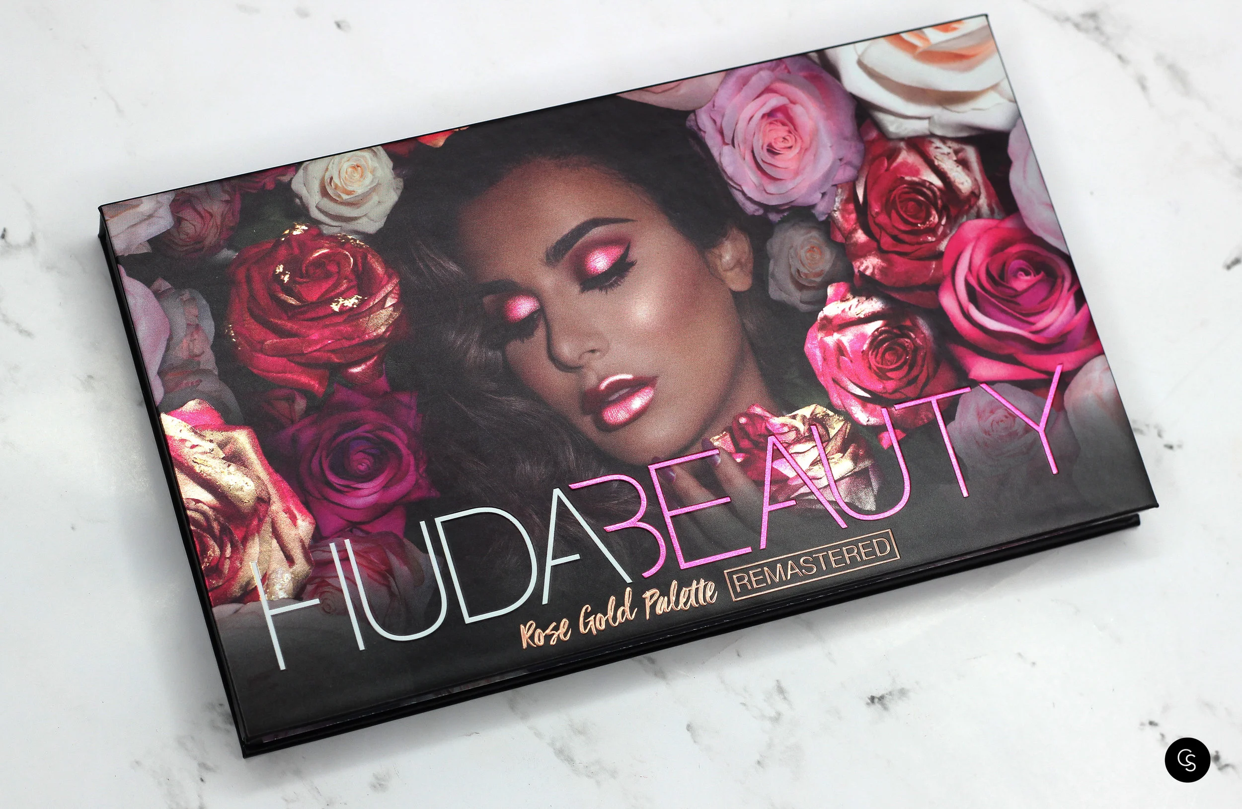 Rose Gold REMASTERED - Huda Beauty Eye Shadow Palette — Cocoa Swatches
